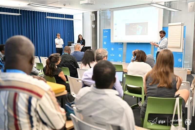 e418105d-a48f-4668-bbbd-1850cc2be58b e418105d-a48f-4668-bbbd-1850cc2be58b