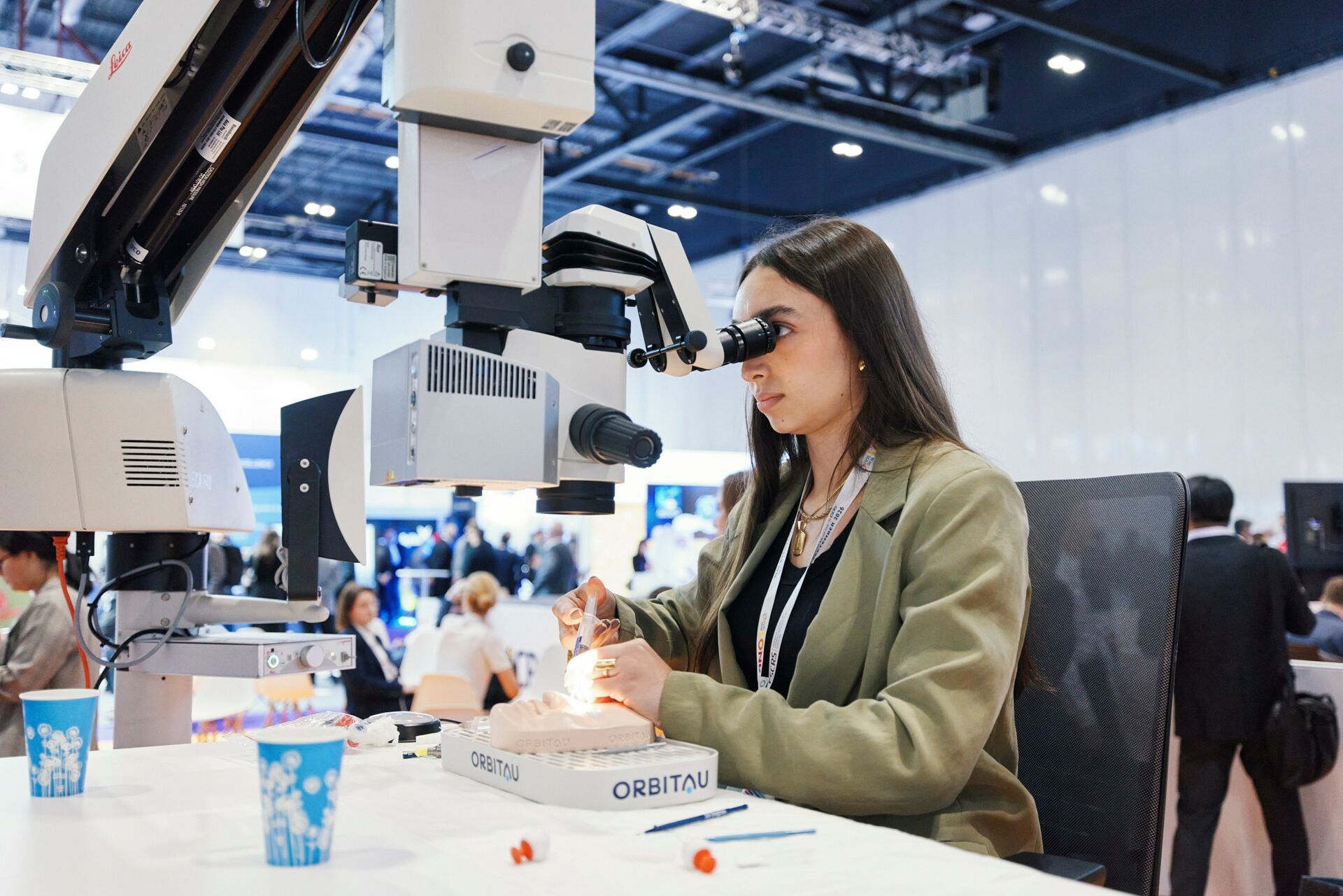ESCRS-2026-ExCel-London-EJB_BRB9718_2400 ESCRS-2026-ExCel-London-EJB_BRB9718_2400