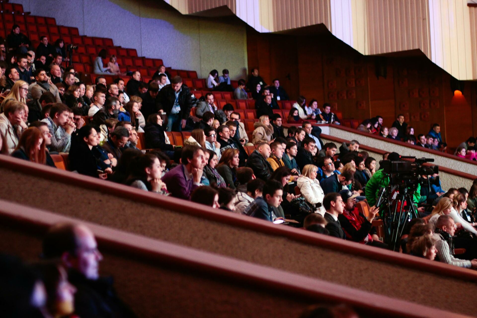 how to get sponsors for an event
