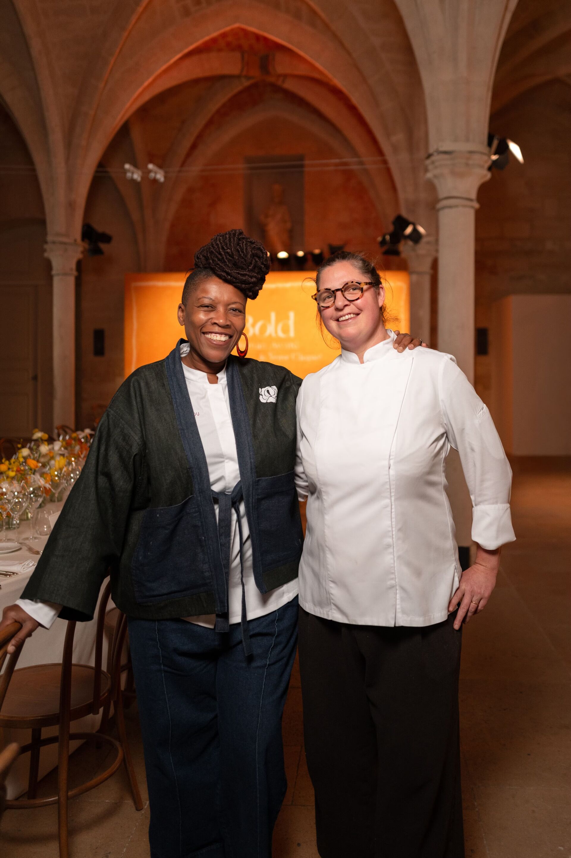 BOLD_W_AWARD_FR_FOOD