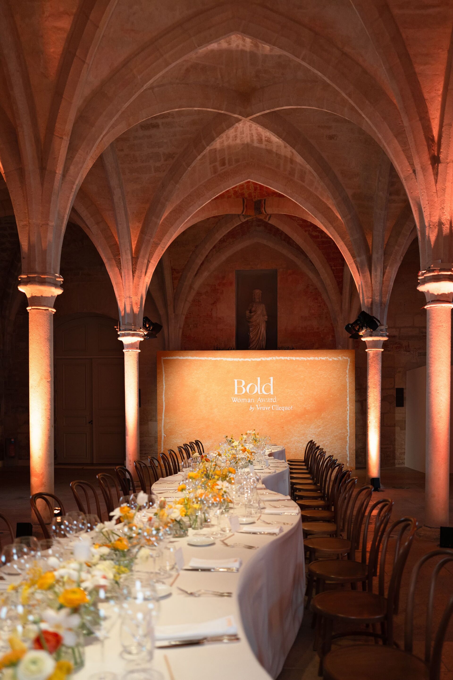 BOLD_W_AWARD_FR_FRANCE