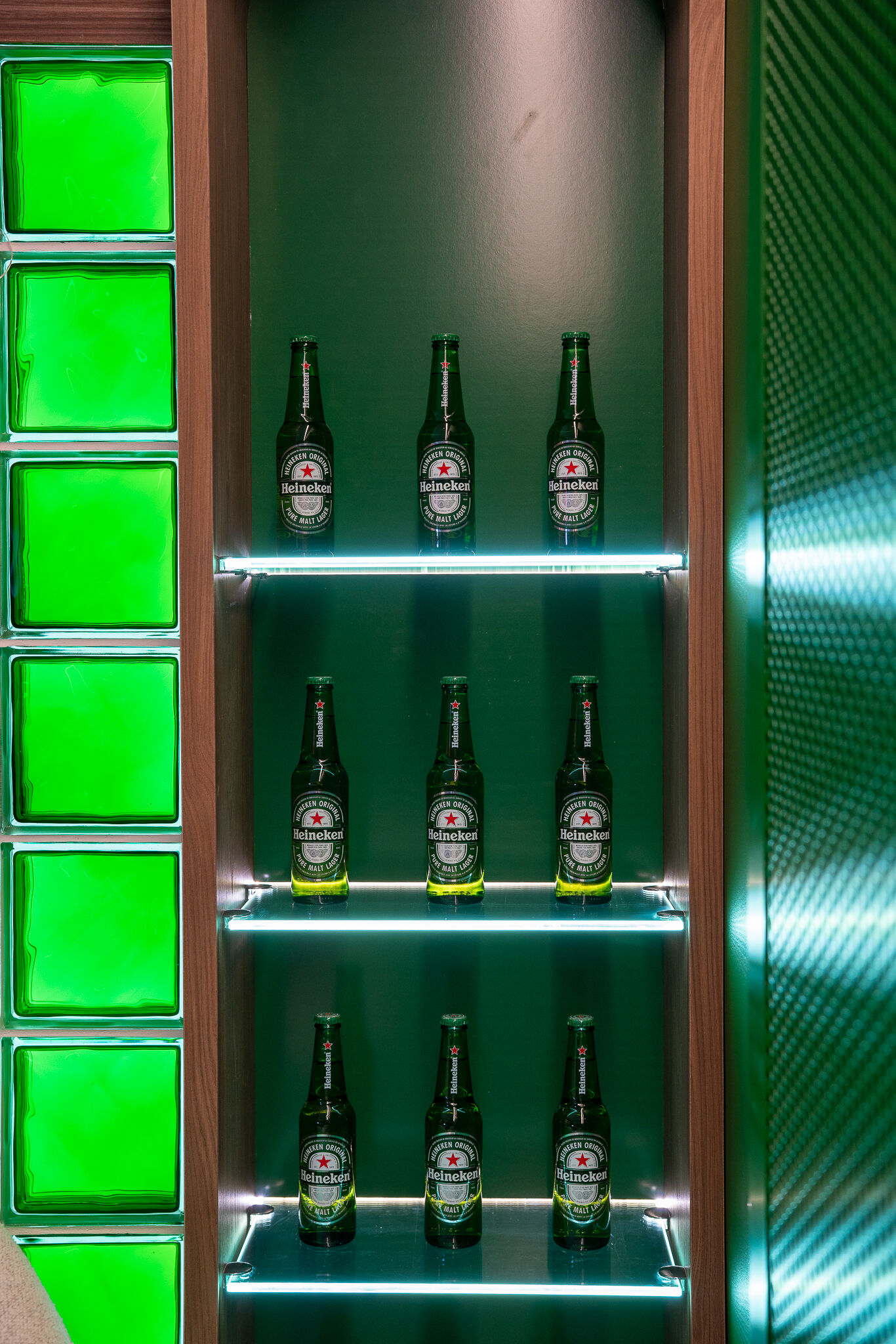 MCI Heineken-40 MCI Heineken-40