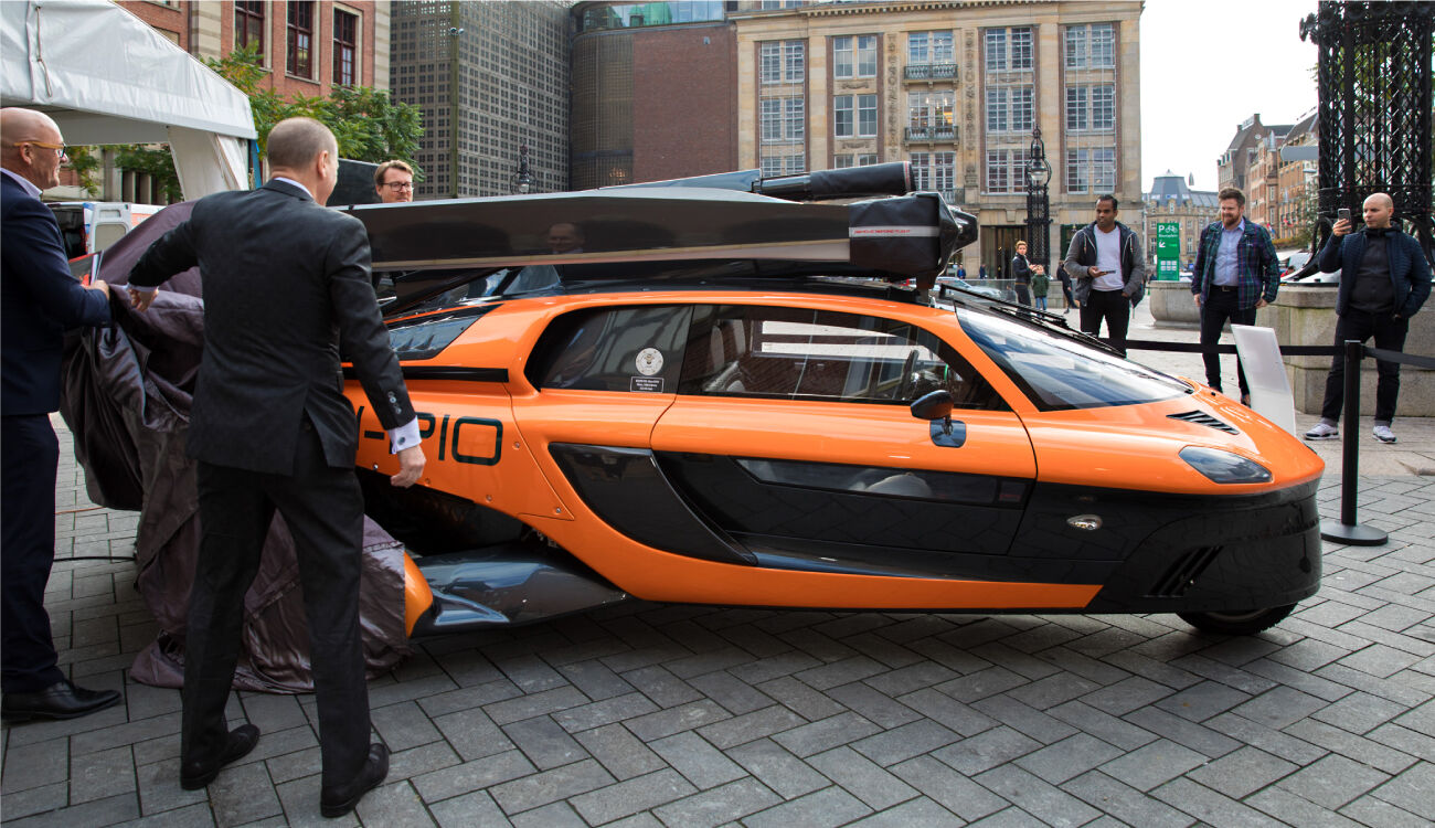 Behind-the-scenes-2 Behind-the-scenes-2