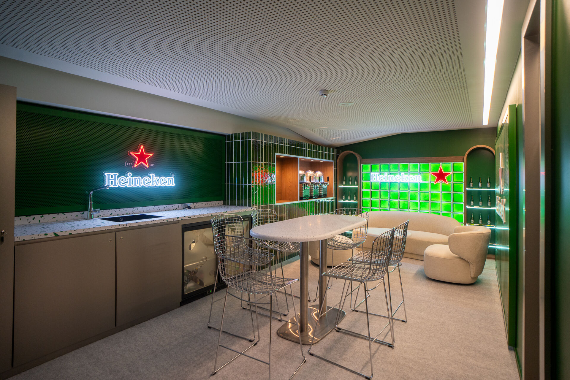 MCI Heineken-35