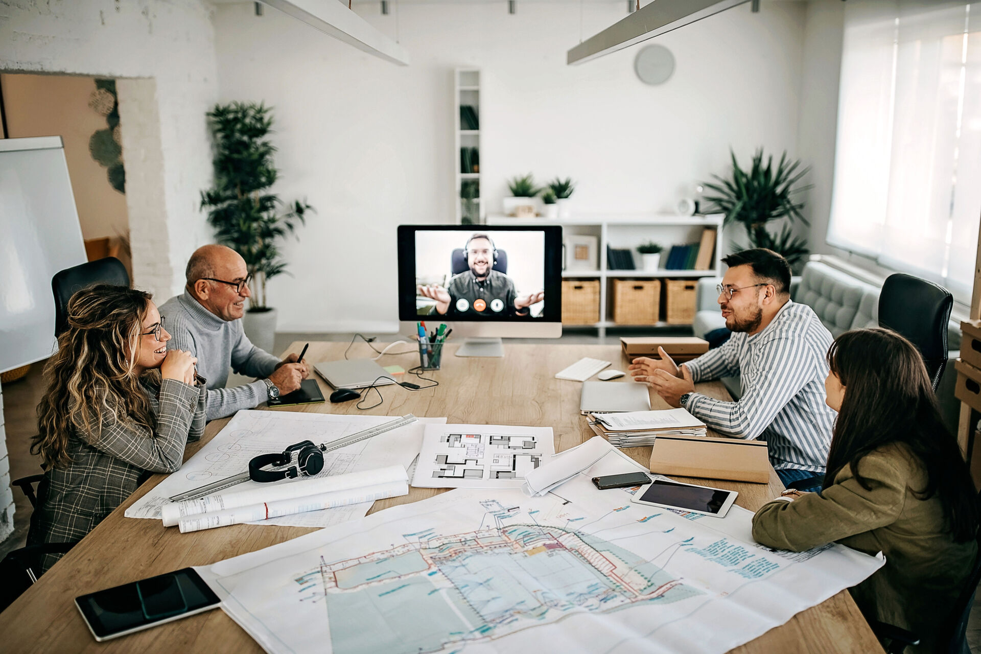 07 Global Agency Partnership & On-the-Ground Expertise