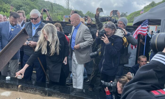 Image (15) Image (15)