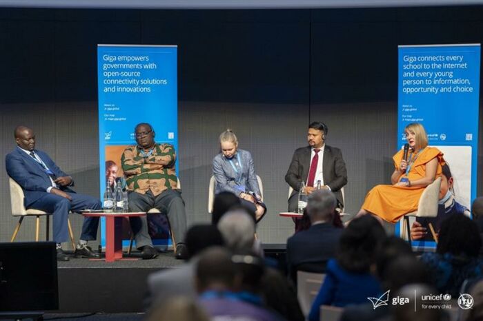 aeefb628-ca25-44a0-a100-1c44422fbc85 aeefb628-ca25-44a0-a100-1c44422fbc85