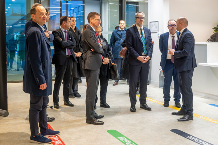 Athletica -010 Athletica -010